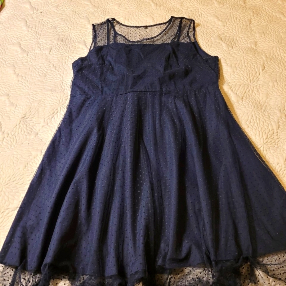 Retro Navy 1950s style Polka-dot dress